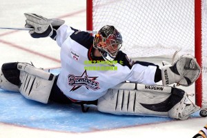 aoke_古稀之年执剑逐梦 七旬剑客志在世锦赛